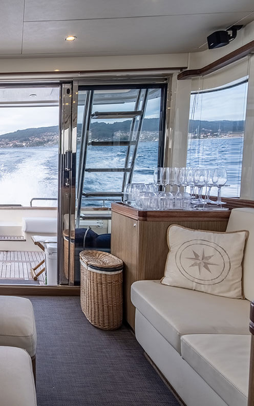 yacht-cleaning-dubai-company